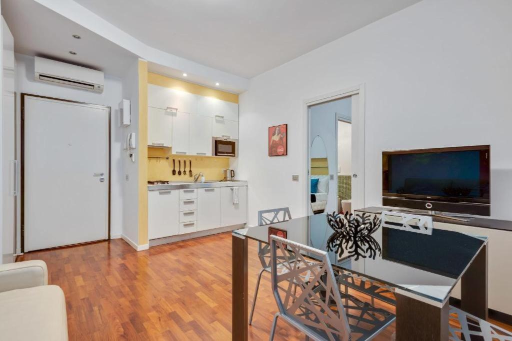 Amazing Apt In The Heart Of Pta Venezia Milão Exterior foto